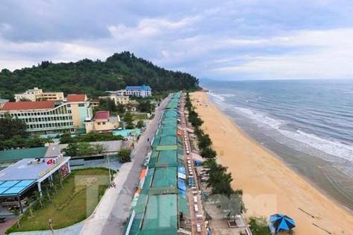 Giải tỏa 46 ki-ốt chắn bãi biển đẹp nhất Hà Tĩnh