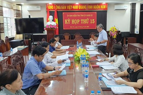Một cán bộ diện Thường vụ Tỉnh ủy Bến Tre quản lý kê khai tài sản chưa đầy đủ