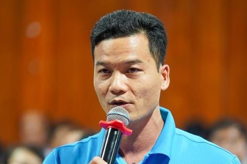 Giám đốc, nhân viên công ty tự dưng bị... đòi nợ