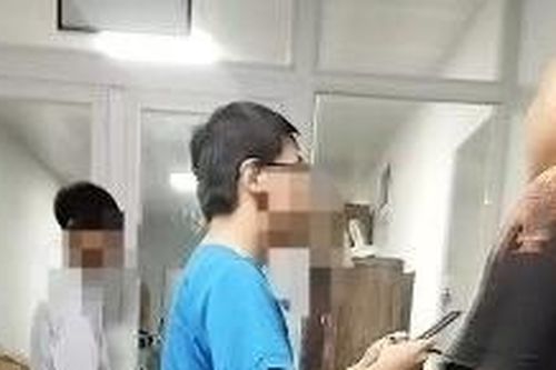 Học viên thực tập ở BV Việt Đức bị tố sàm sỡ bệnh nhân trong phòng chụp X-quang