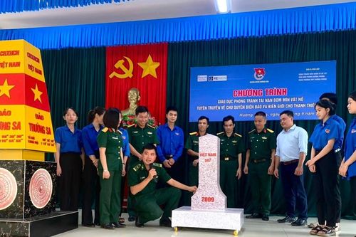 Tăng cường kỹ năng bảo vệ chủ quyền lãnh thổ, an ninh biên giới cho học sinh
