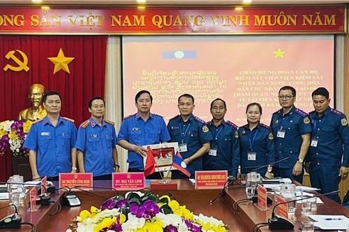 VKSND tỉnh Bà Rịa – Vũng Tàu giao lưu với Đoàn cán bộ, Kiểm sát viên VKSND nước CHDCND Lào