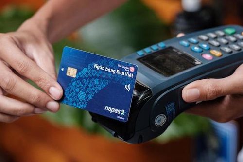 Nhiều dư địa phát triển thẻ tín dụng nội địa