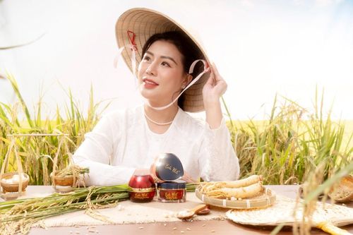 Lưu giữ nét đẹp tự nhiên, chân chất của người phụ nữ việt - Bala White