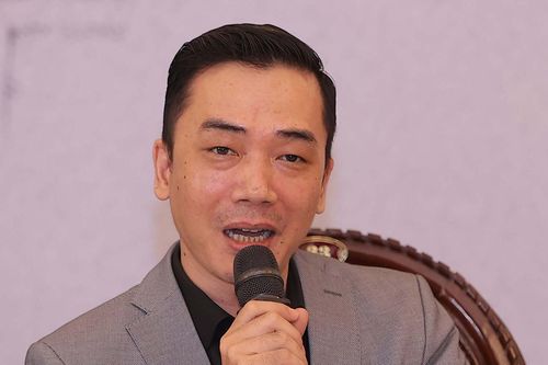 Nhạc sĩ Đỗ Bảo tải xuất sau nhiều năm 'ở ẩn'