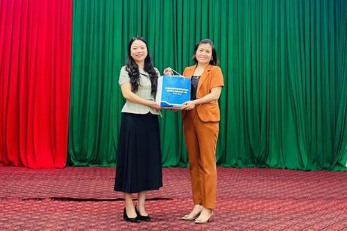 Câu lạc bộ 'Nữ chủ nhà trọ' - Cầu nối giữa Hội và lao động nữ