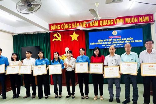An Giang tổng kết đợt thi đua cao điểm chào mừng Đại hội Công đoàn tỉnh lần thứ XI (nhiệm kỳ 2023-2028)