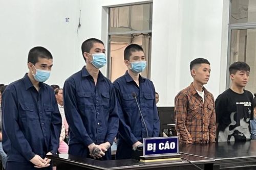 3 anh em cùng vào tù vì giết người