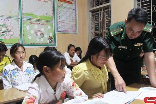 Duy trì vững chắc kết quả phổ cập giáo dục và xóa mù chữ