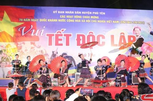 Tuyên truyền lưu động đưa văn hóa tinh thần đến bản mường