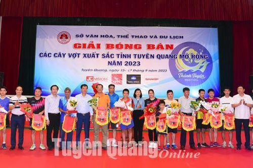Trên 150 VĐV tham gia Giải Bóng bàn các cây vợt xuất sắc tỉnh Tuyên Quang mở rộng
