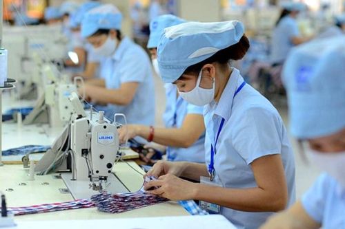 Đón tin 'chuyển nhà' sang HoSE, cổ phiếu Dệt may Hòa Thọ (HTG) bật tăng mạnh