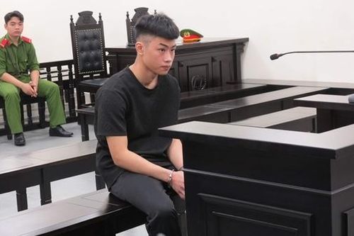 Suýt mất mạng do tấn công người yêu cũ của bạn gái