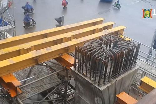 Dự án cầu vượt Mai Dịch sau gần 5 tháng thi công
