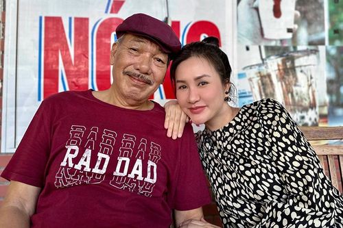 Nhạc sĩ Trần Tiến: Tôi sáng tác hay hát không hơn ai, đàn thì dở