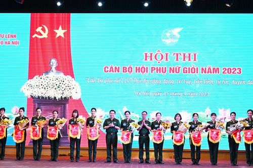 15 thí sinh tham gia Hội thi cán bộ Hội phụ nữ giỏi