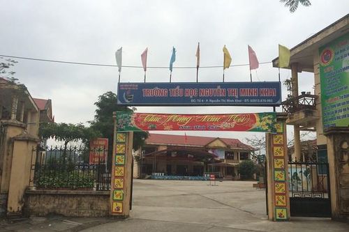 Bắc Kạn: Một trường tiểu học thu tiền sơn tường, Sở GD&ĐT 'ra tối hậu thư' khẩn