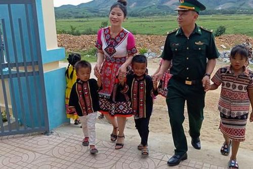 Giúp đồng bào dân tộc thiểu số thực sự hưởng lợi từ những Quyết sách mang tính lịch sử