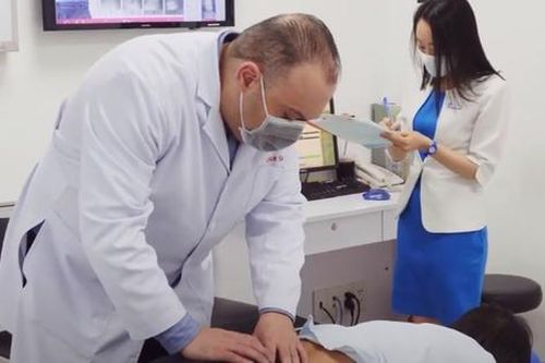 Bác sĩ Rob Sleiman: cơ duyên trở thành bác sĩ Chiropractic từ một chấn thương do tai nạn