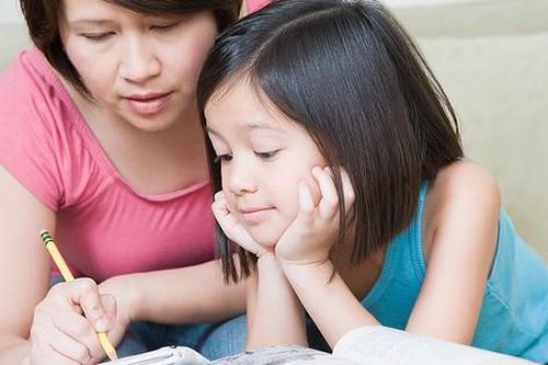 Giáo dục giới tính cho trẻ theo độ tuổi, khuyến cáo của chuyên gia tâm lý