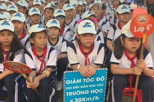 Tài trợ 2 triệu USD, ứng dụng trí tuệ nhân tạo giúp trẻ đến trường an toàn