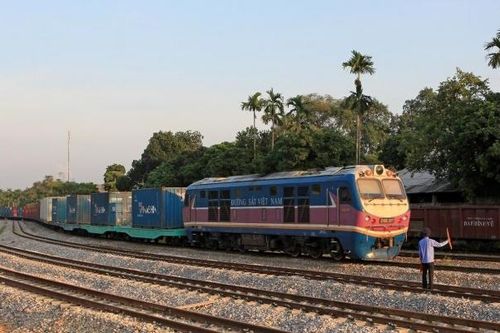 Hoàn thiện Báo cáo nghiên cứu tiền khả thi dự án đường sắt TP HCM - Cần Thơ