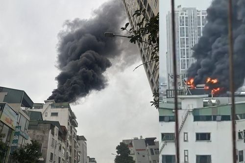 Hà Nội: Cháy nhà cao tầng trên phố Vũ Trọng Phụng