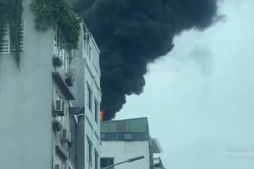 Xử phạt 12,5 triệu đồng thợ hàn gây ra vụ cháy nhà cao tầng tại quận Thanh Xuân