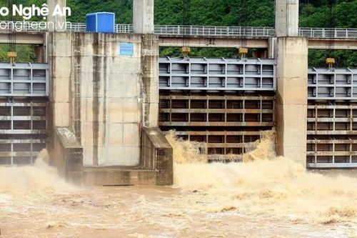Vận hành điều tiết nước hồ chứa các Nhà máy Thủy điện Chi Khê (Con Cuông) và Khe Bố (Tương Dương)