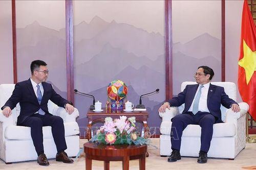 Thủ tướng Phạm Minh Chính tiếp lãnh đạo một số tập đoàn kinh tế hàng đầu Trung Quốc