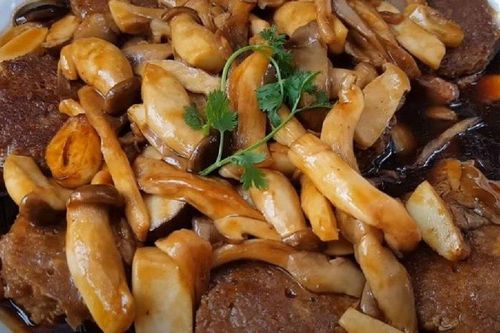 Món ngon cuối tuần: Đổi vị với bò băm xốt nấm vừa ngon vừa đủ chất
