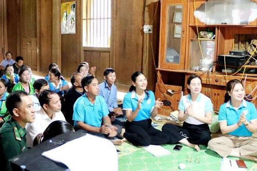 Nâng cao kiến thức cho hội viên, phụ nữ dân tộc Mông ở biên giới tỉnh Thanh Hóa