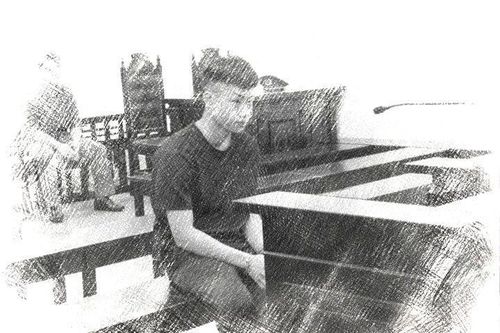 Suýt mất mạng vì bạn gái nhìn theo người yêu cũ
