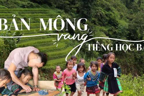 Bản Mông vang tiếng học bài