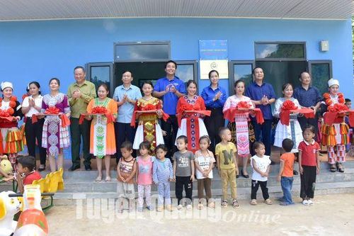 Khối thi đua MTTQ và các tổ chức Chính trị - Xã hội tỉnh tham gia 3 cùng tại xã Sinh Long