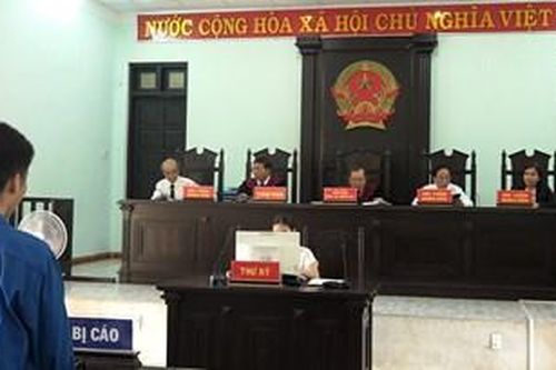Lĩnh án nặng vì mua bán ma túy