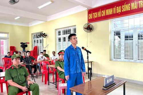 Lĩnh án vì đập phá quán nhậu để thu tiền 'bảo kê'