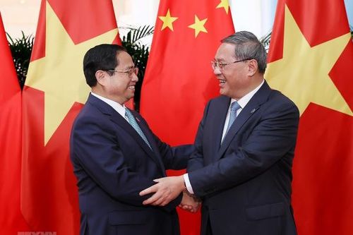 Phát triển quan hệ hợp tác với Trung Quốc là lựa chọn chiến lược
