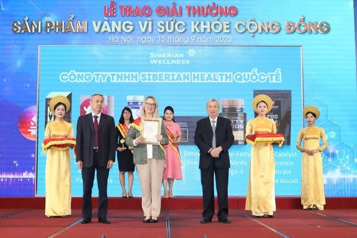 Siberian Wellness lần thứ 8 nhận giải 'Sản phẩm vàng vì sức khỏe cộng đồng'