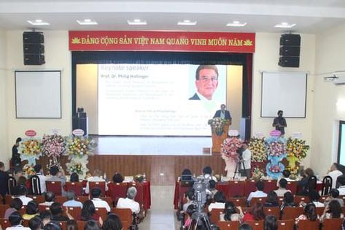 Chia sẻ kinh nghiệm nâng chất lượng đào tạo sau đại học