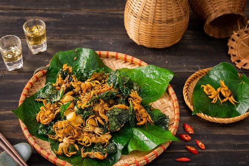 Cua rang lá lốt - món ăn khiến tuổi thơ bao người sống dậy