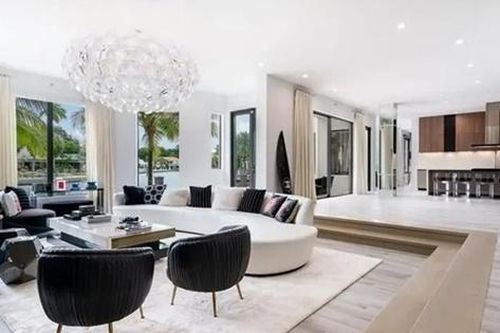 Messi chi 260 tỷ mua biệt thự ở Mỹ: Rộng 10.000m2, có 8 phòng ngủ, 9 phòng tắm