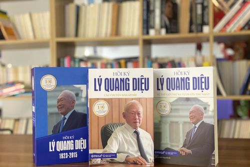 Tái bản bộ sách 'Hồi ký Lý Quang Diệu'