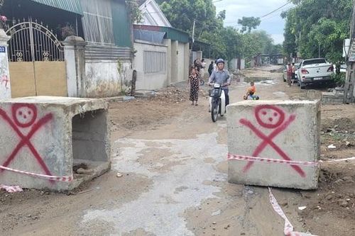 Hà Tĩnh: Hiến đất làm đường, vì sao còn 8 hộ dân chưa đồng tình?