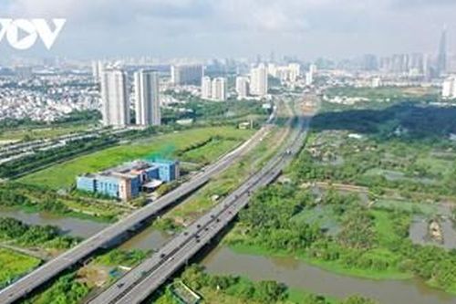Thông xe đường song hành cao tốc TP Hồ Chí Minh - Long Thành - Dầu Giây