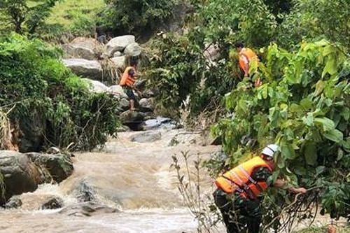 Làm tốt công tác Đảng, công tác chính trị trong phòng, chống thiên tai