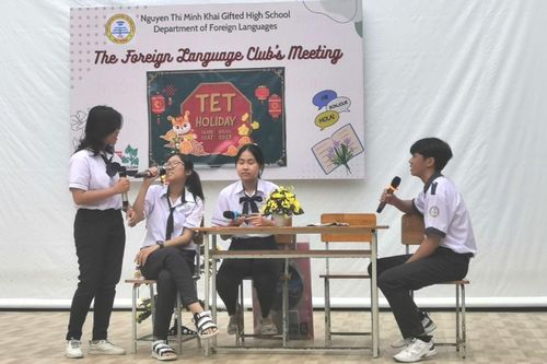 Câu lạc bộ tiếng Anh trong trường học thiếu sức hút