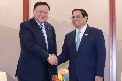 Thủ tướng Phạm Minh Chính tiếp lãnh đạo 3 tập đoàn công nghệ-xây dựng-năng lượng hàng đầu của Trung Quốc