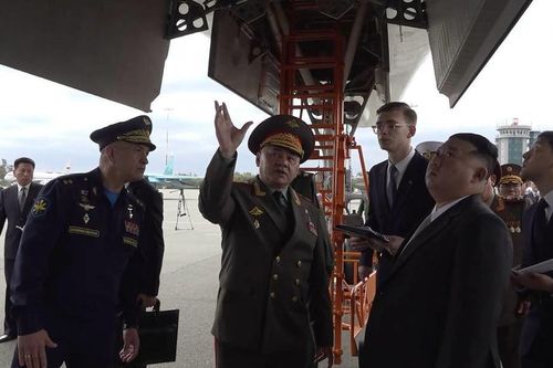 Nga trang bị tên lửa hành trình 'khủng' cho máy bay ném bom siêu thanh chiến lược Tu-160