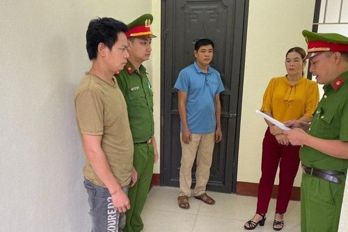 Hà Giang: Bắt thủ quỹ thôn chiếm đoạt 400 triệu đồng